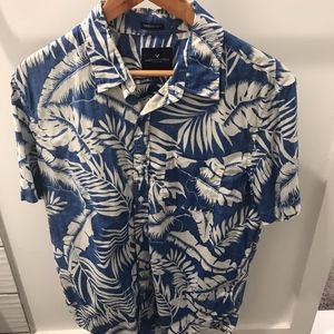 American Eagle Floral Button Down Shirt